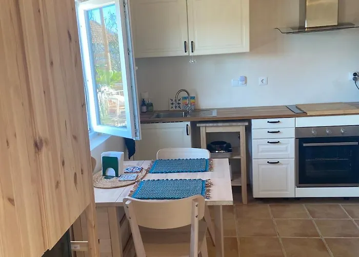 Holiday home Coastal Vineyard Hideaway *